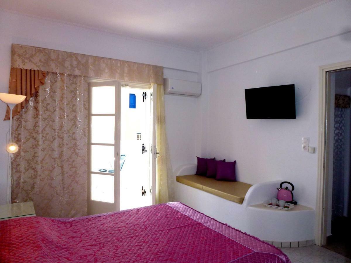Bougainvillea Suites Kamári Exterior foto