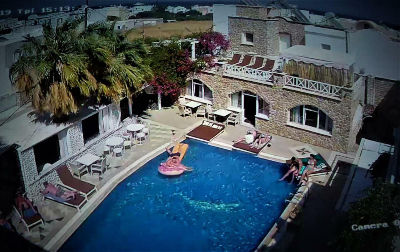 Bougainvillea Suites Kamári Exterior foto